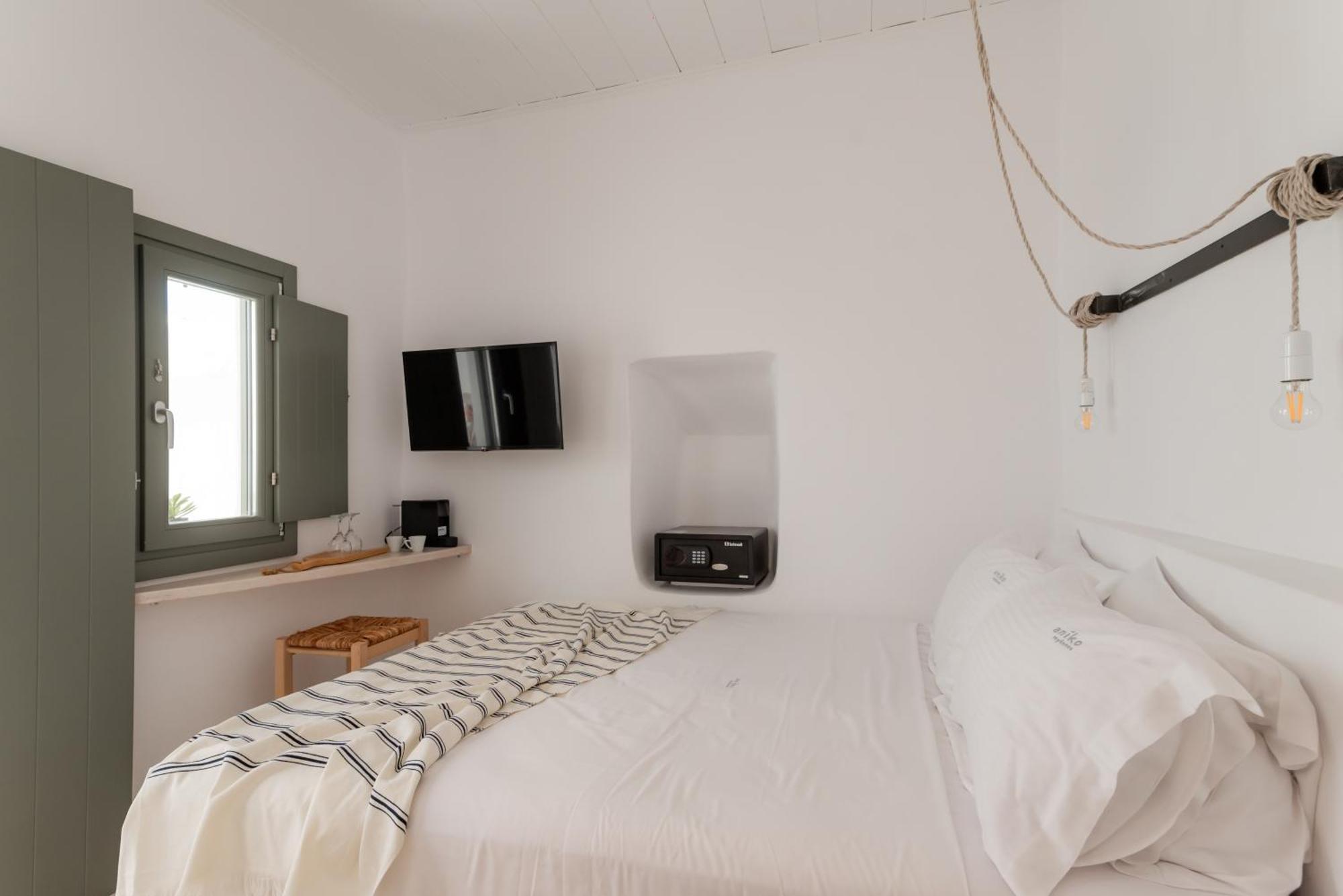 Aniko Suites White Alley Mykonos Town Exterior photo