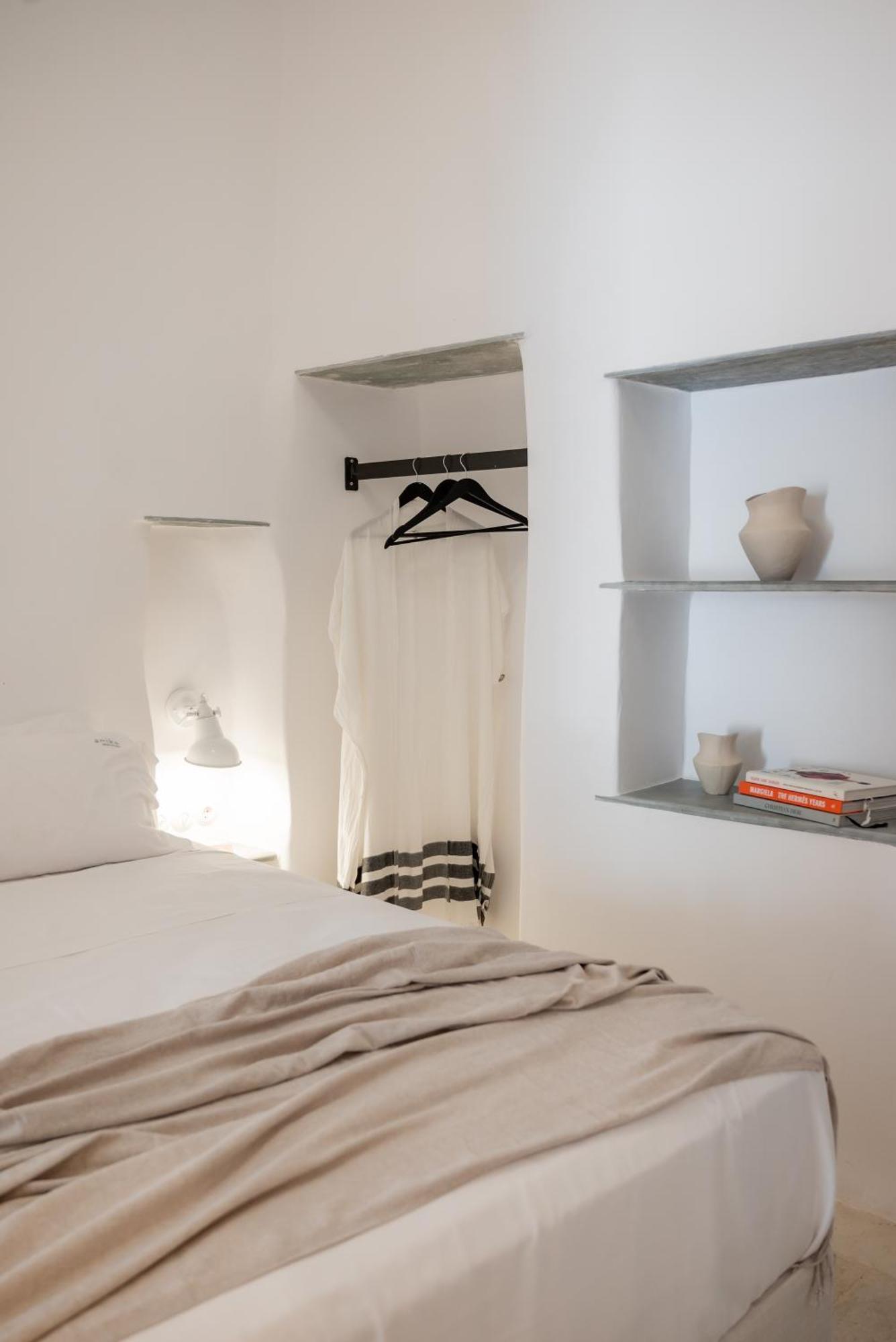 Aniko Suites White Alley Mykonos Town Exterior photo